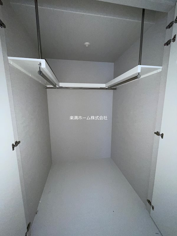 ヴィラスタジオーネ御所南 収納