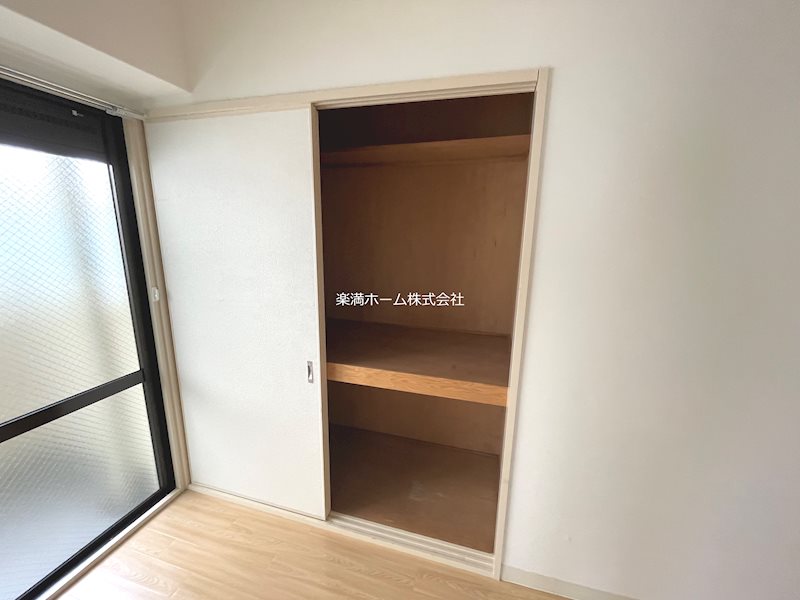 フェニックス堀川 収納