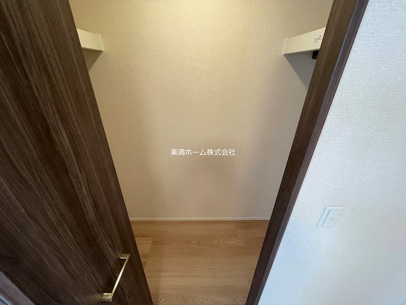 マハナハイツ 収納
