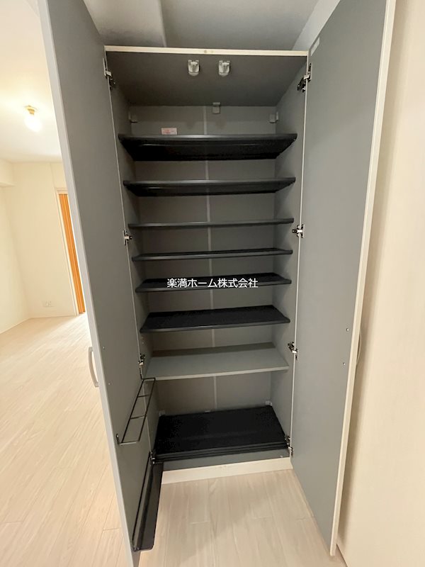 カーサフィオーレ桂 収納