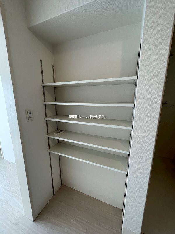 カーサフィオーレ桂 収納