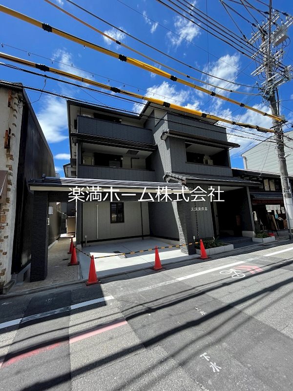 メゾン・ソネット二条新町 外観