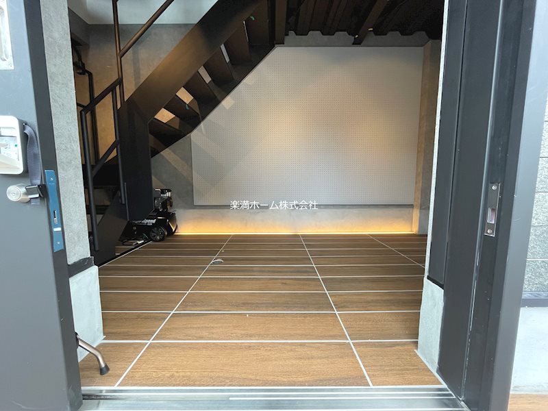 GARNET RESIDENCE 東寺 玄関