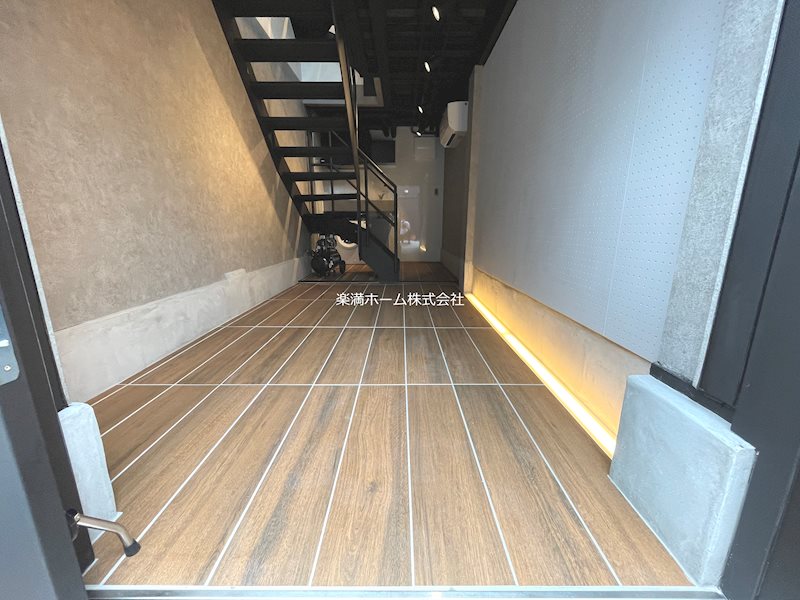 GARNET RESIDENCE 東寺 玄関