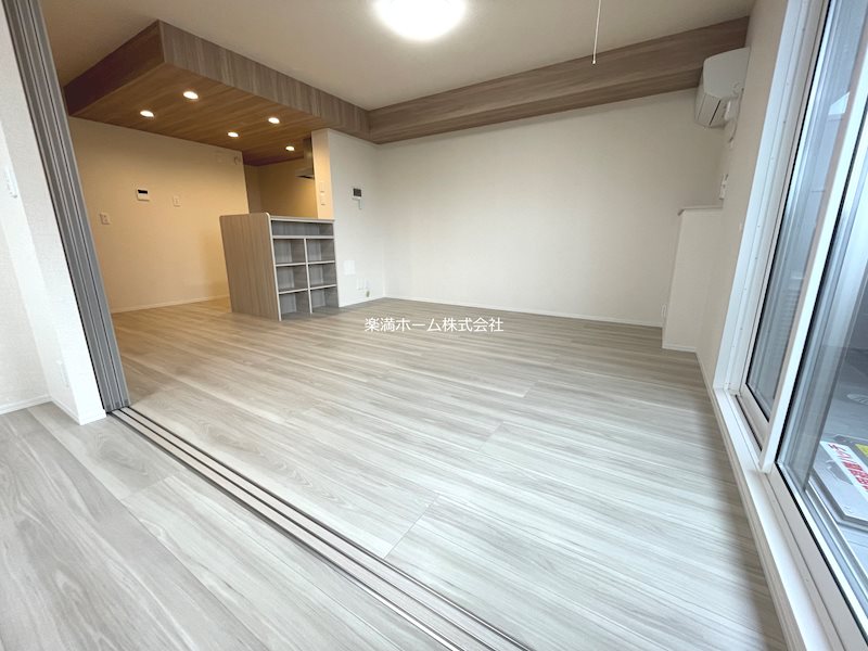 D-ROOM深草小久保町B リビング