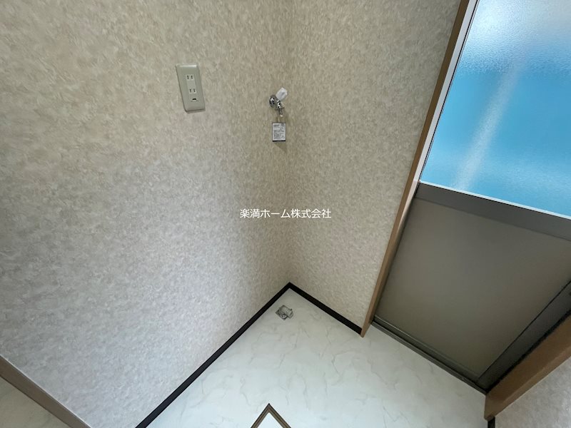 西院春栄町27・28貸家 その他