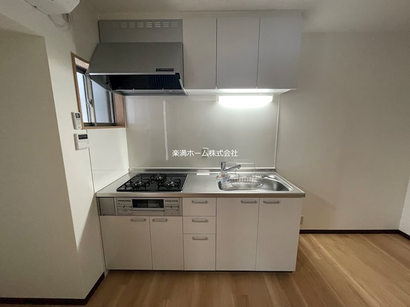 西院春栄町27・28貸家 キッチン