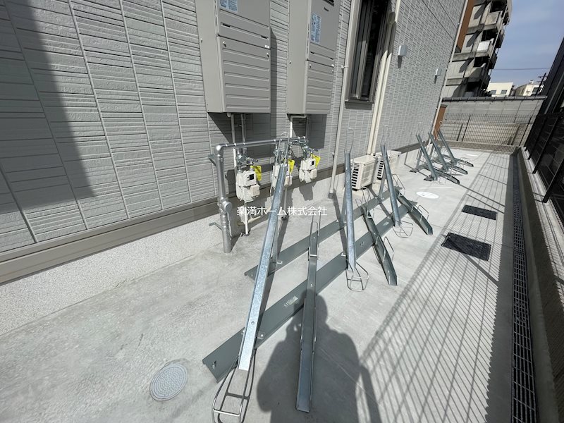 ディル西京極 駐車場