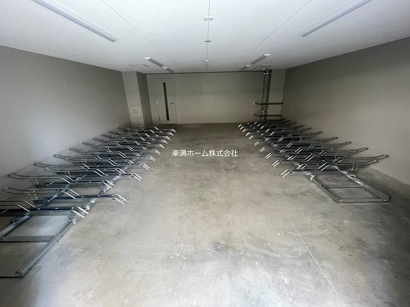 アドバンス京都クラッセ 駐車場