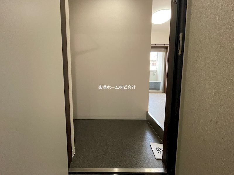 メゾンアーサー 玄関