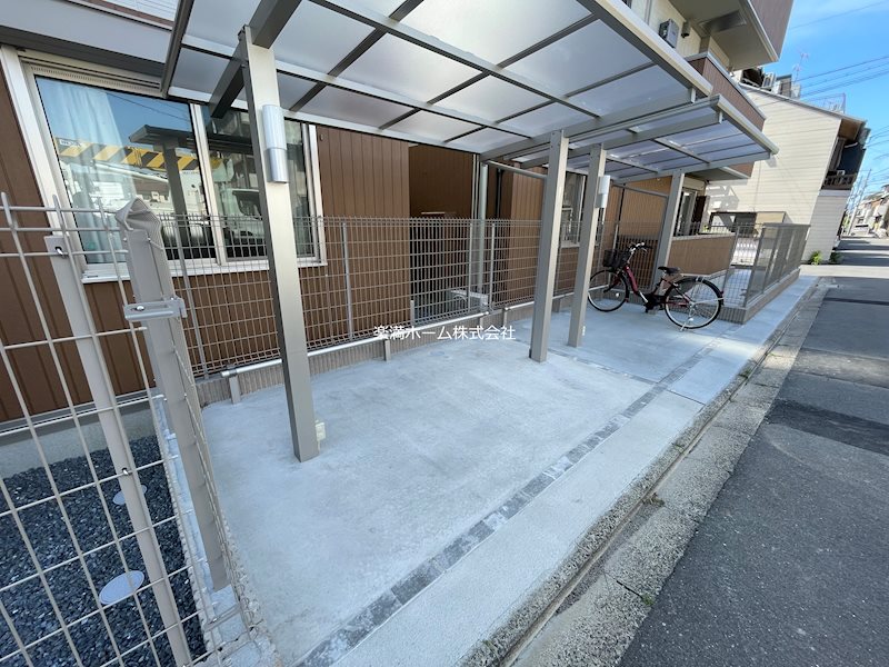 GRAMM深草South 駐車場