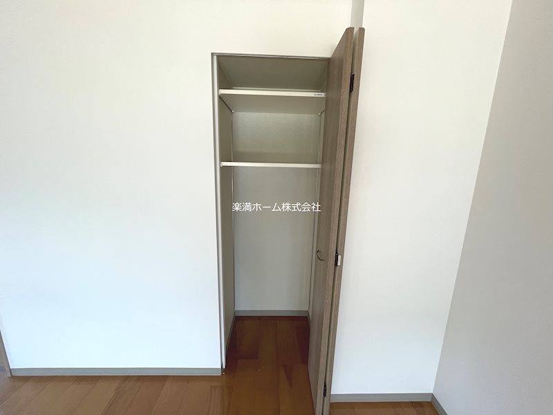 シルエラ御所南 収納