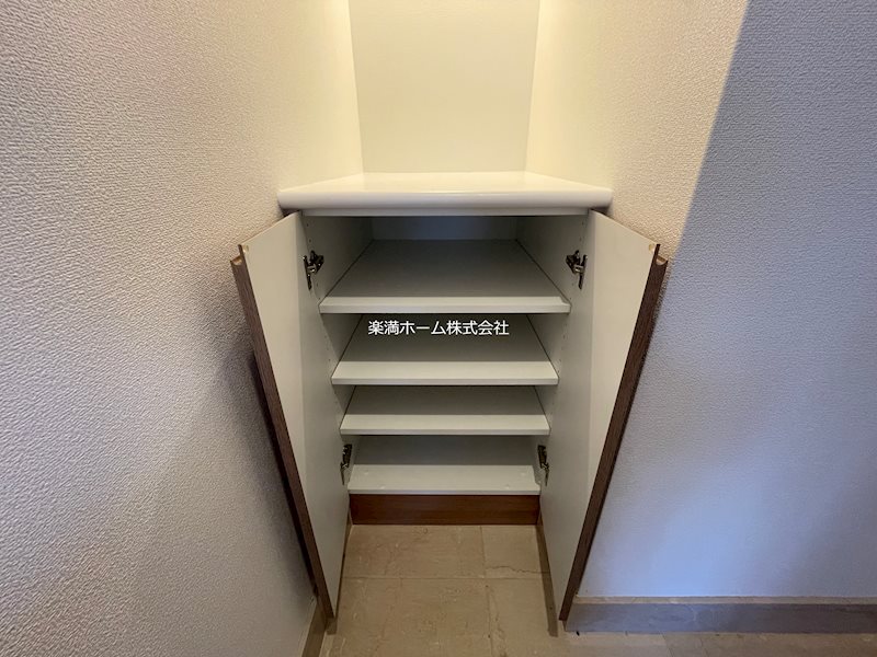 シルエラ御所南 収納