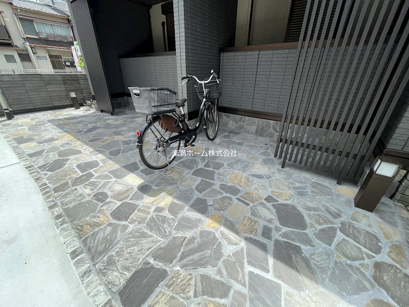 ヴァン ソレイユ 二条 駐車場