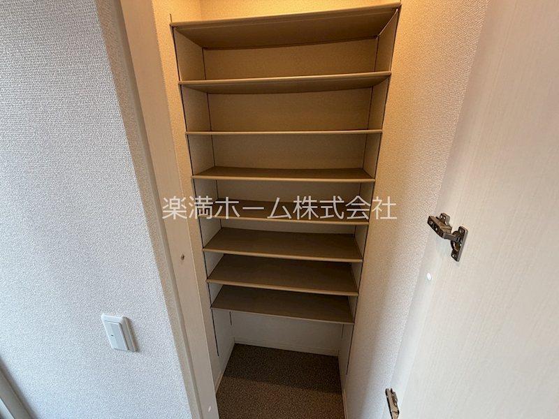 ヴェルドミール 収納