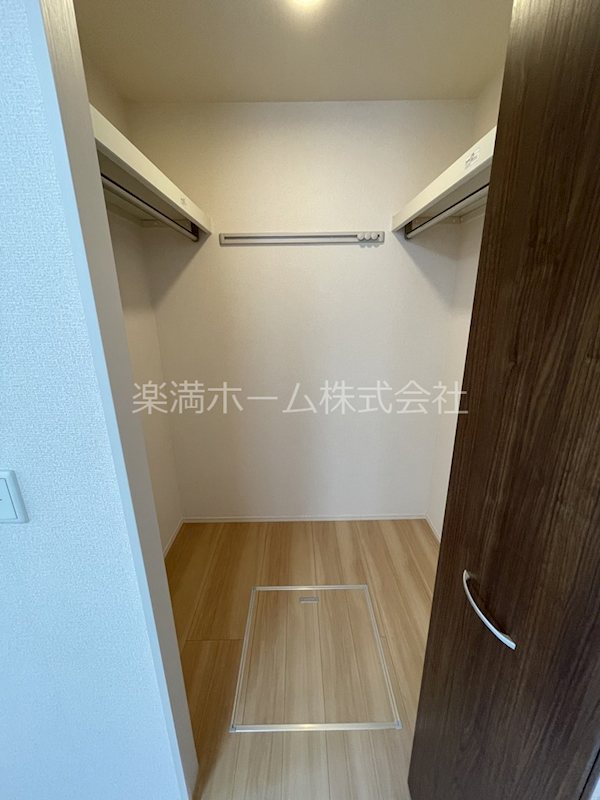 ラ・セゾン嵐山 収納