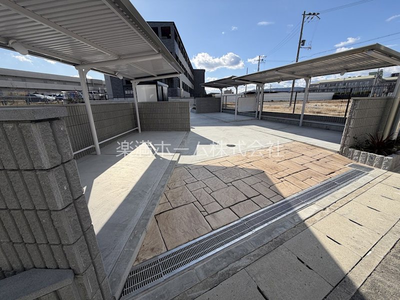 和幸館 駐車場