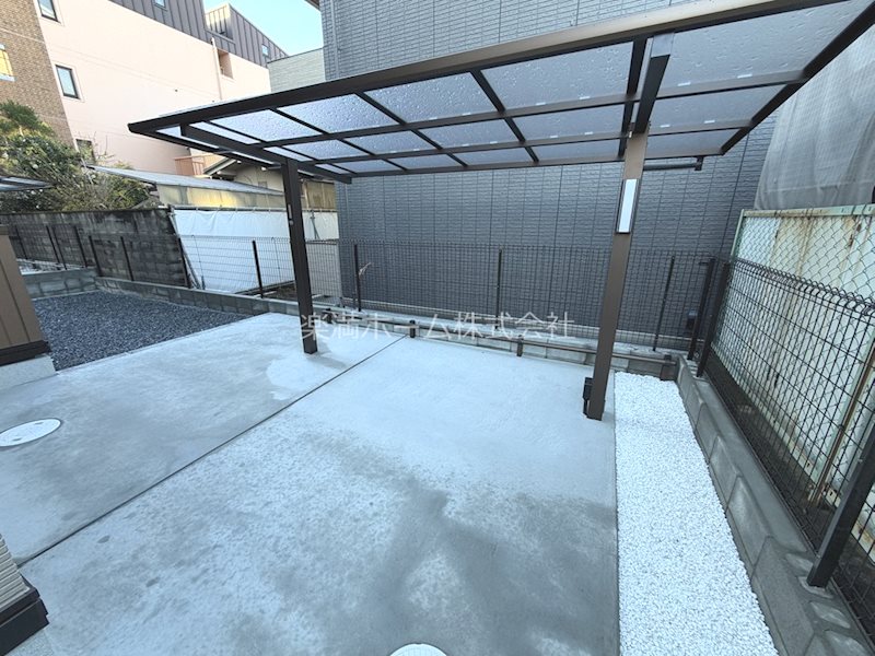 GRAMM東小野堀町EAST  駐車場