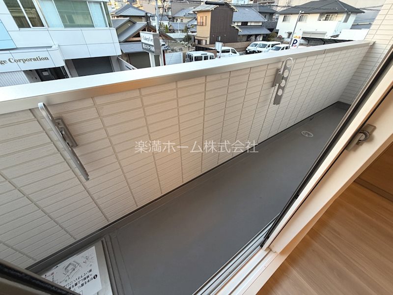 エンラージ西院 ベランダ