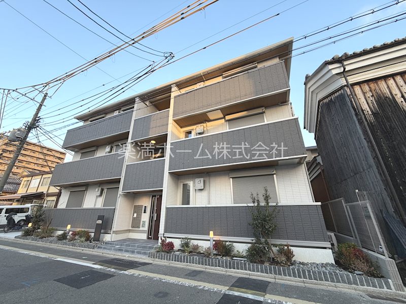 エンラージ西院 外観