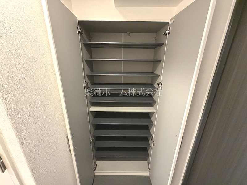 ソルテラスKYOTO西大路　瑠 収納