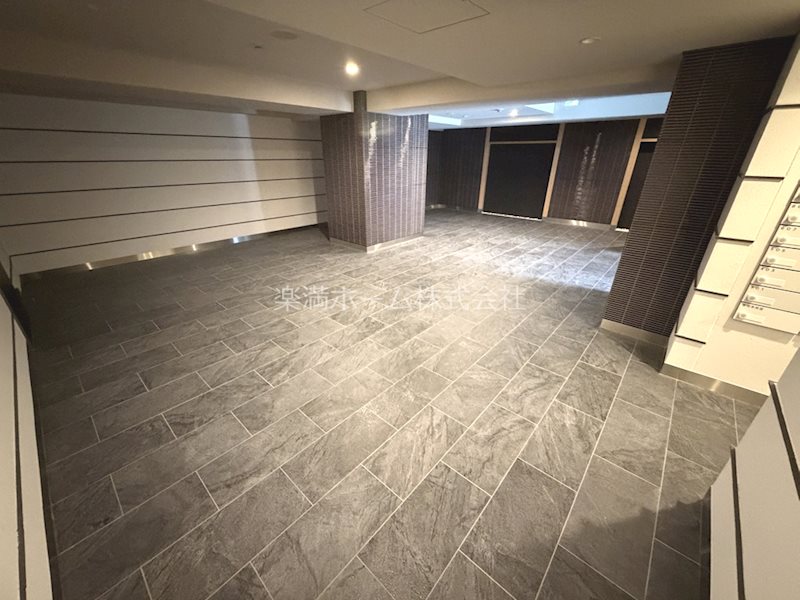 ソルテラスKYOTO西大路　瑠 エントランス