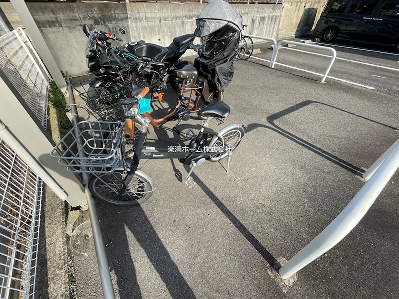 インテグラルフラッツ 駐車場