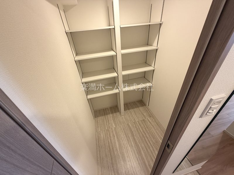 LiveCasa千本今出川 収納