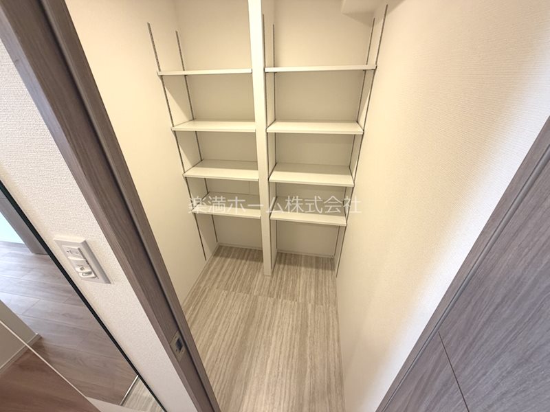 LiveCasa千本今出川 収納