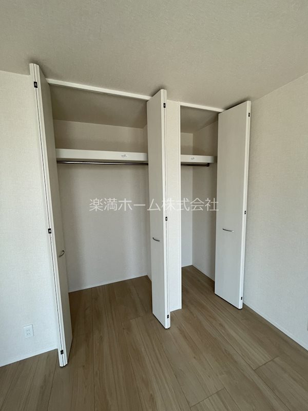 くおん嵯峨西棟 収納