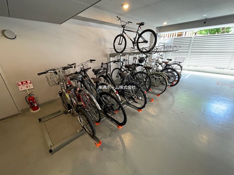 Riviere Gauche 寺町二条 駐車場