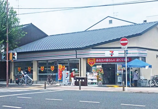 大徳寺サウスゲートヒルズ コンビニ