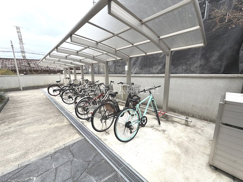 StarT 駐車場