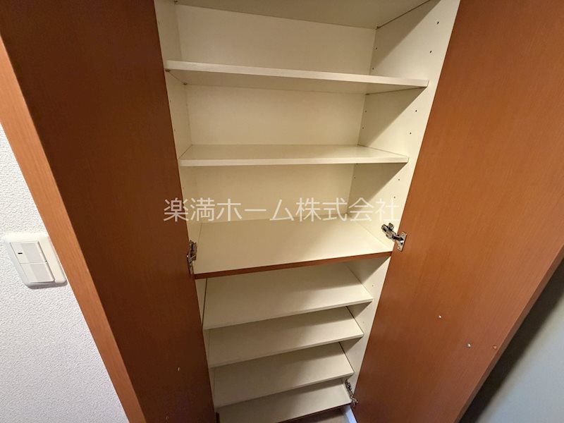 リージョン御池 収納