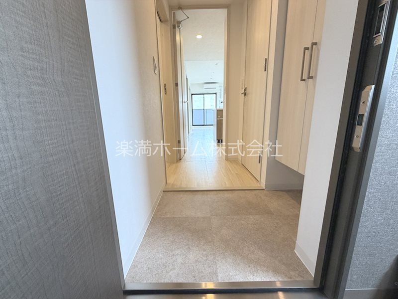 リシュドール梅小路 玄関