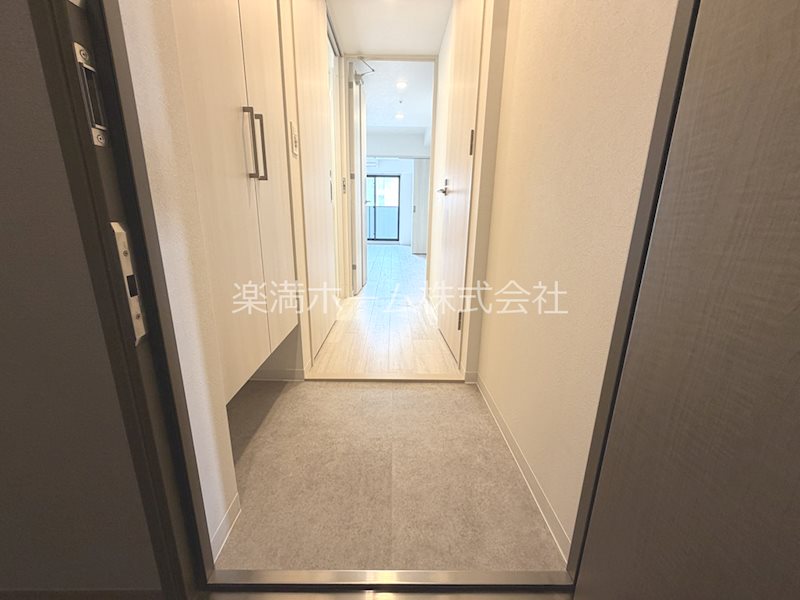 リシュドール梅小路 玄関