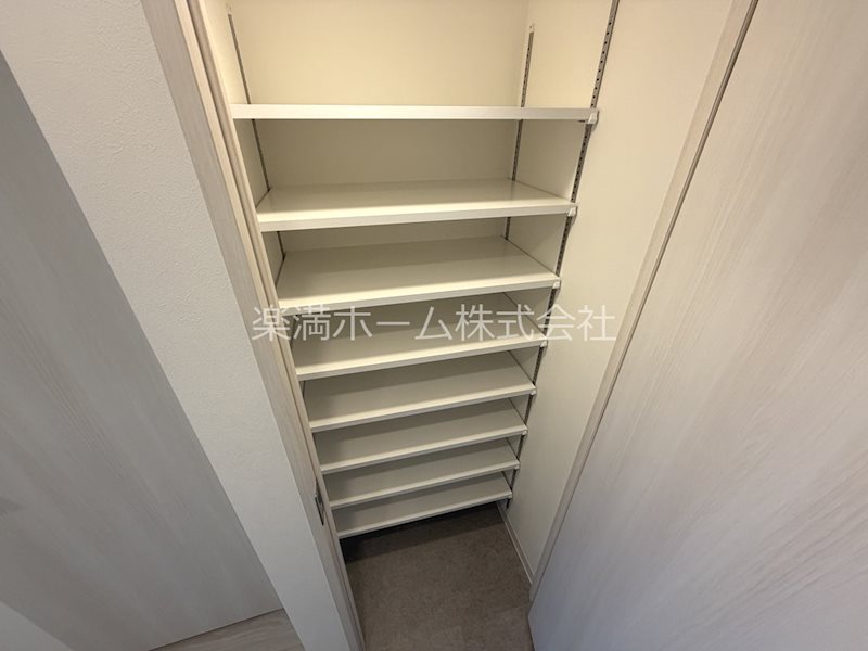 リシュドール梅小路 収納