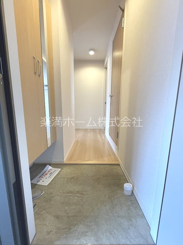 ドムール嵯峨A棟 玄関