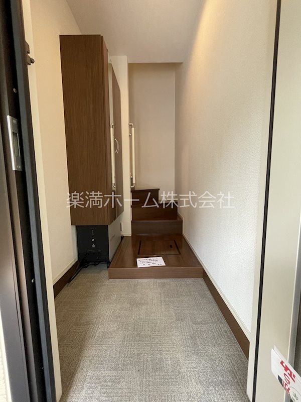 パークヒル岩倉 玄関
