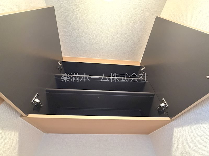 アラン・コート 収納