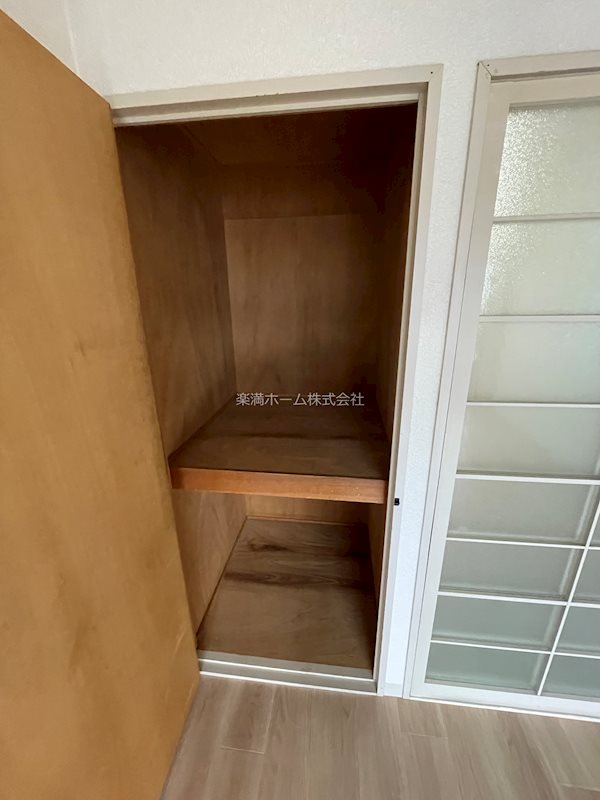 山崎ビル 収納