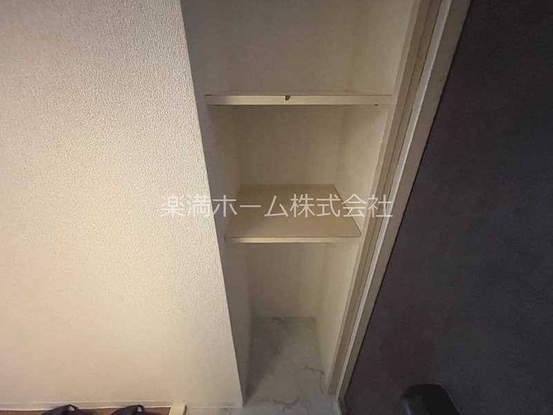 山崎ビル 収納
