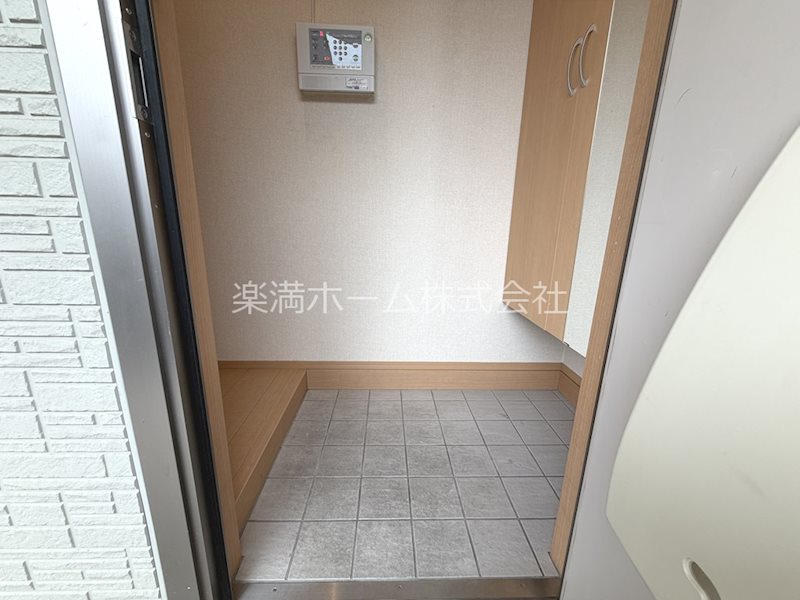 シャノワール 玄関