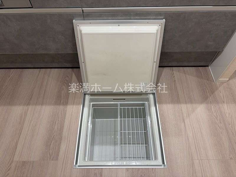 ハイダウェイ 両替町 収納