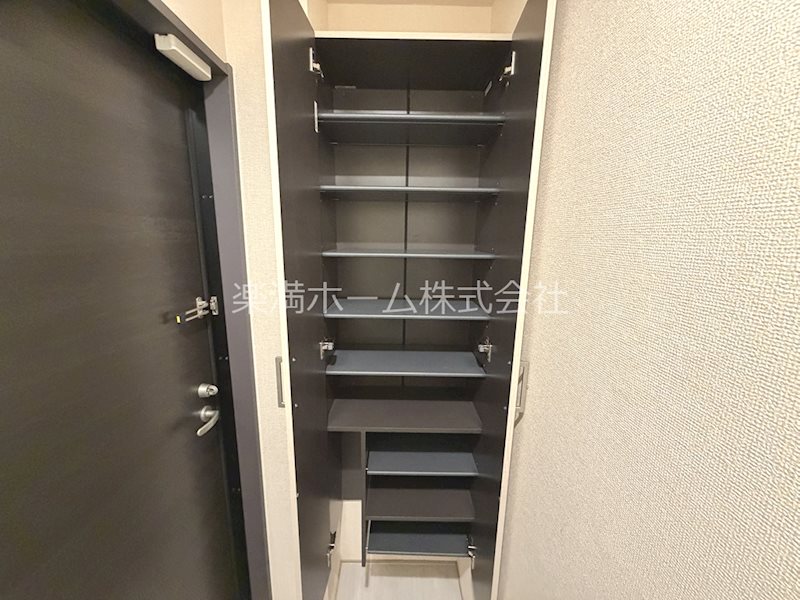 ハイダウェイ 両替町 収納