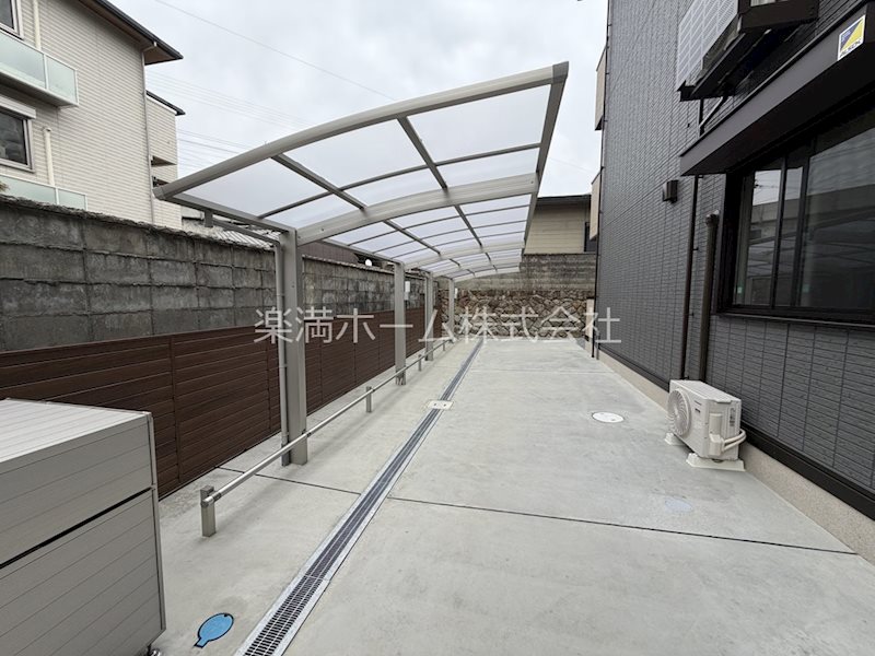 ハイダウェイ 両替町 駐車場