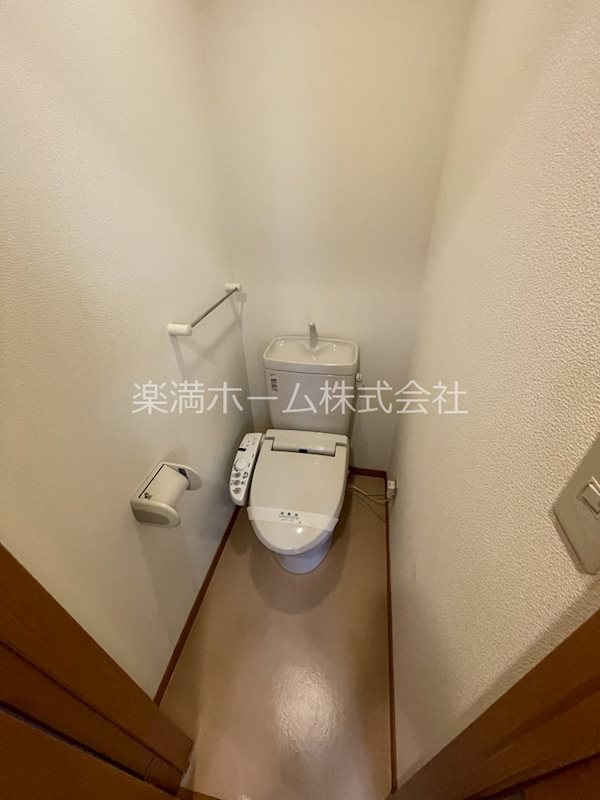 メゾネット嵯峨嵐山 トイレ