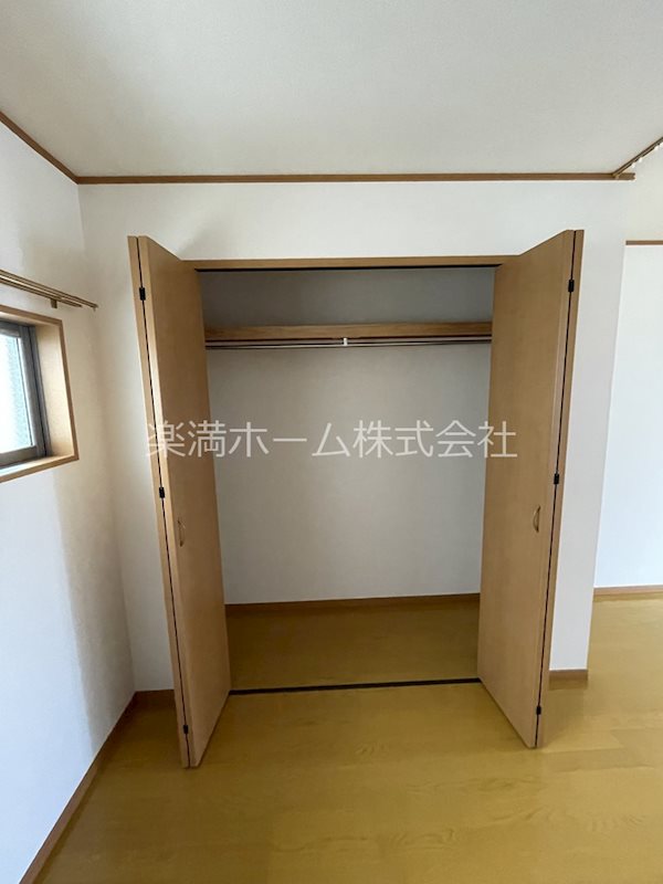 メゾネット嵯峨嵐山 収納