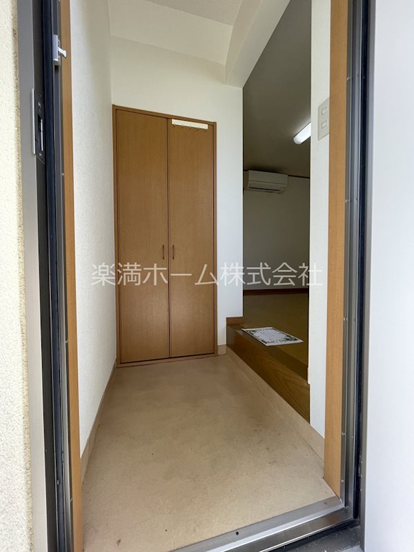 メゾネット嵯峨嵐山 玄関