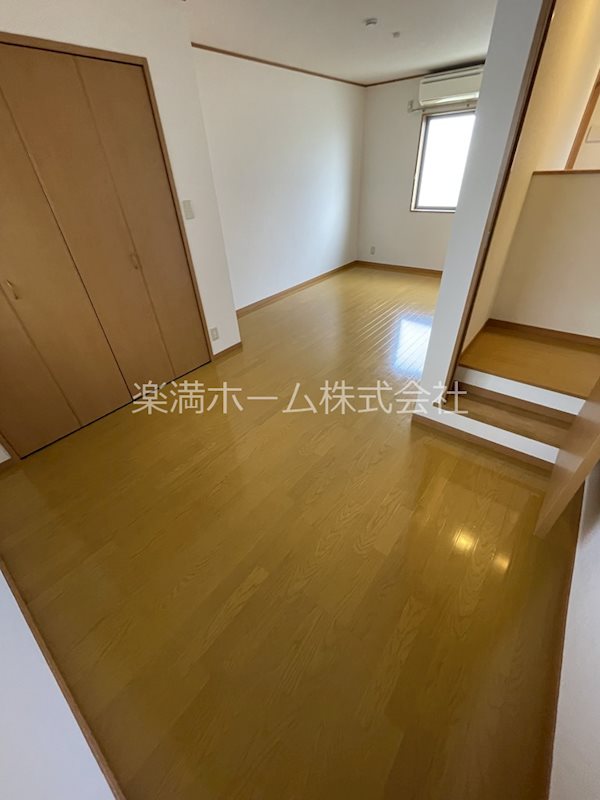 メゾネット嵯峨嵐山 ベッドルーム